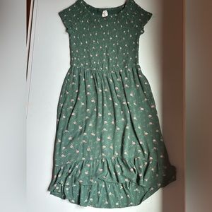 Green long float dress for children in size girls 11/12 in very good condition